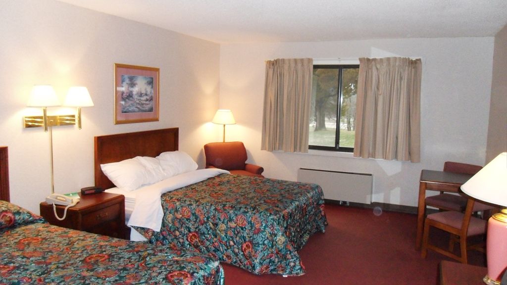 Somatel Goodlettsville Room photo